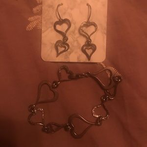 Slipada earring and bracelet set